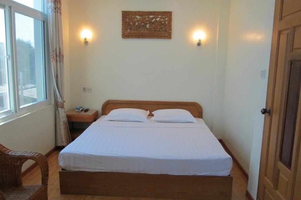מנדלאי Golden Dream Hotel חדר תמונה