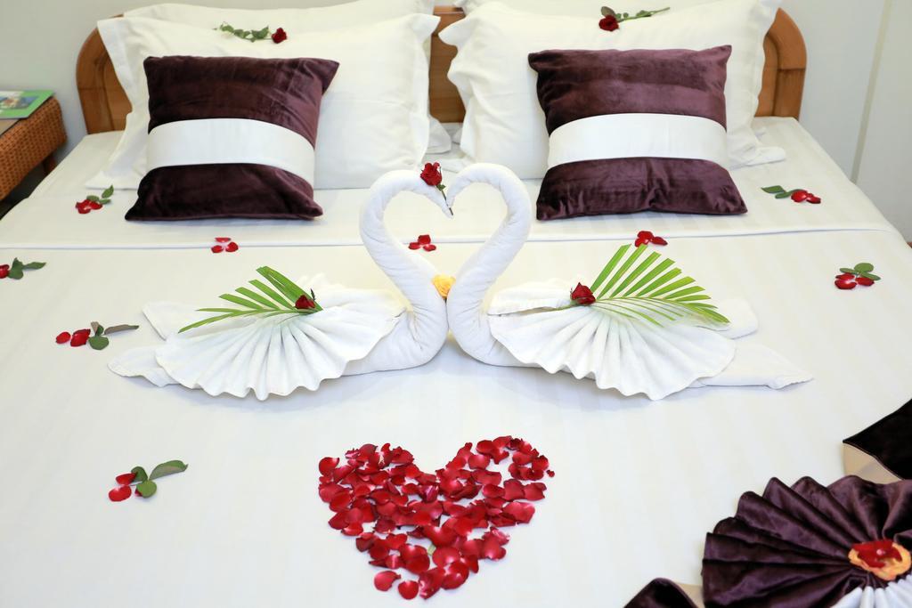 מנדלאי Golden Dream Hotel מראה חיצוני תמונה